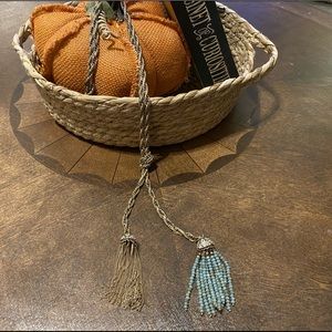 Gorgeous gold & beaded lariat necklace